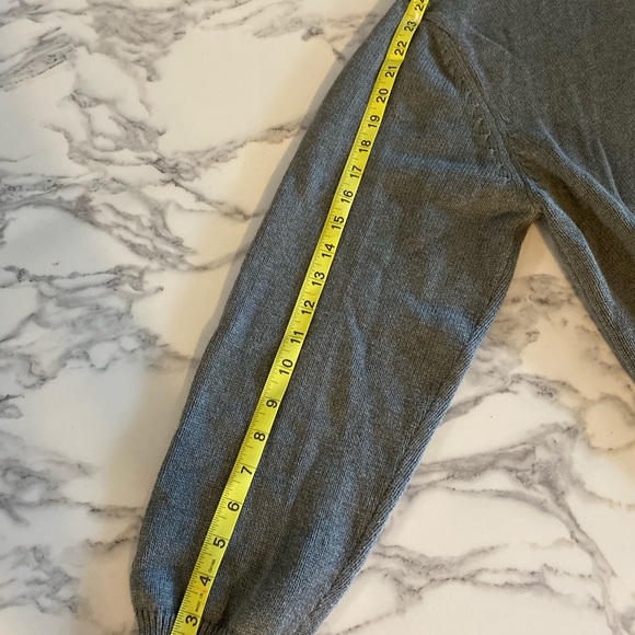 Jos A Bank men's Sweater. - Picture 11 of 13